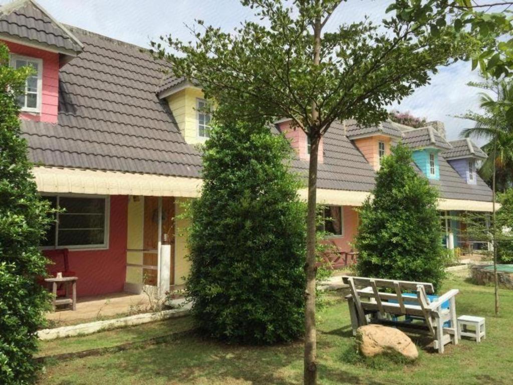 Charisma Resort Suan Phueng Luaran gambar