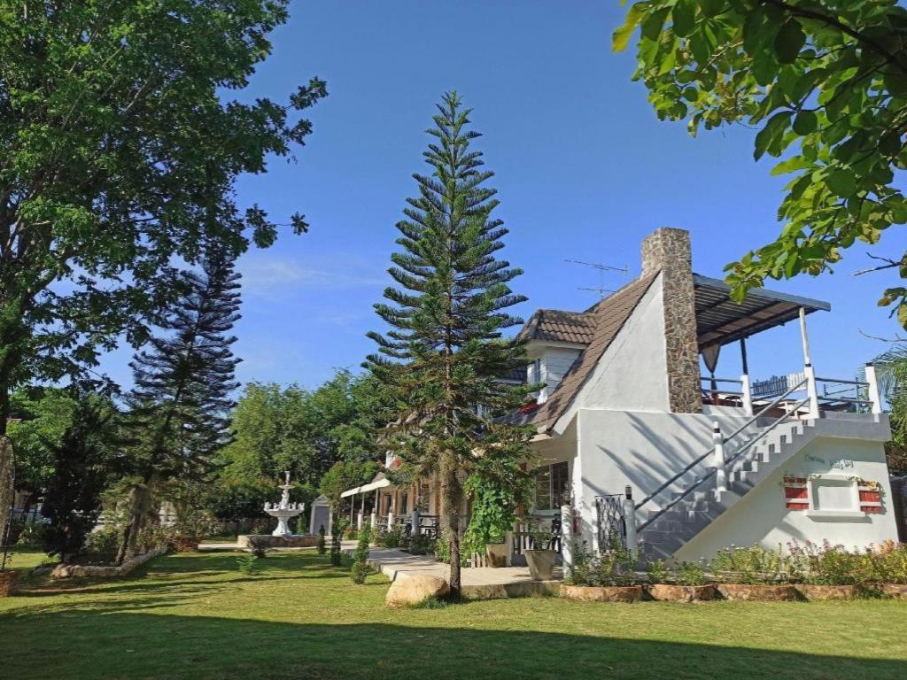Charisma Resort Suan Phueng Luaran gambar