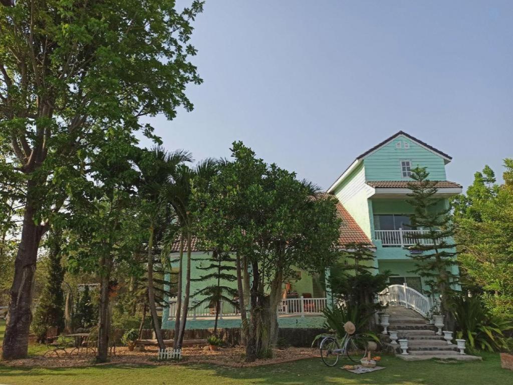 Charisma Resort Suan Phueng Luaran gambar