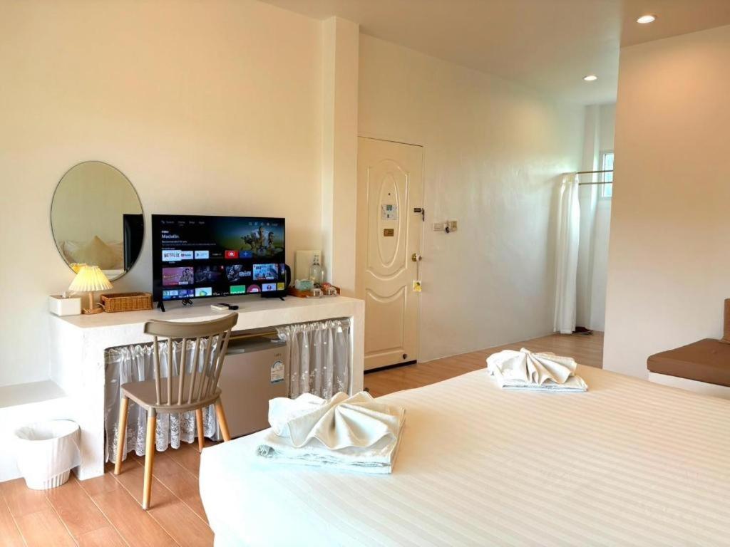 Charisma Resort Suan Phueng Luaran gambar