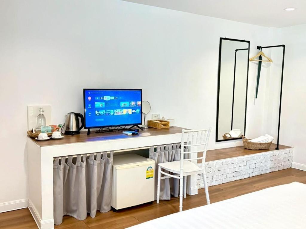 Charisma Resort Suan Phueng Luaran gambar
