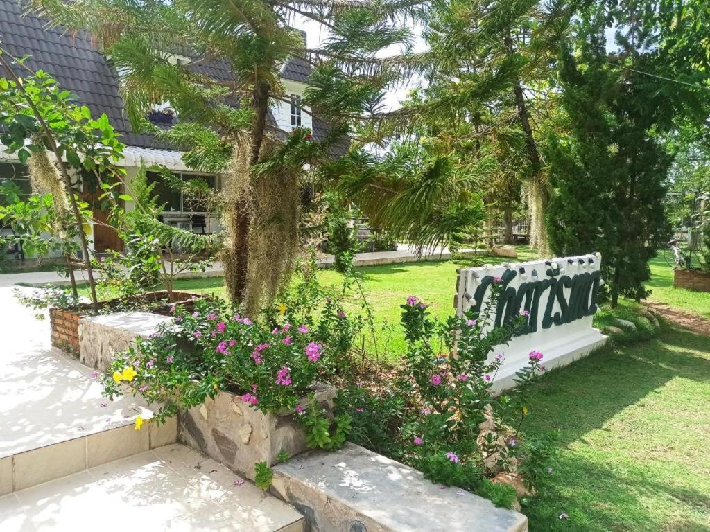 Charisma Resort Suan Phueng Luaran gambar
