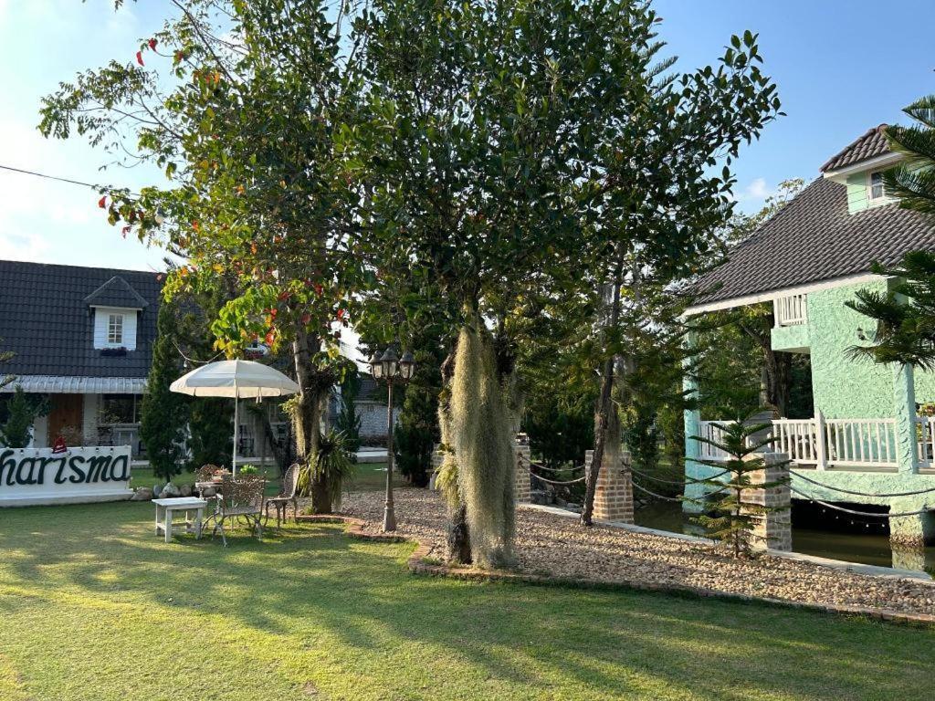 Charisma Resort Suan Phueng Luaran gambar