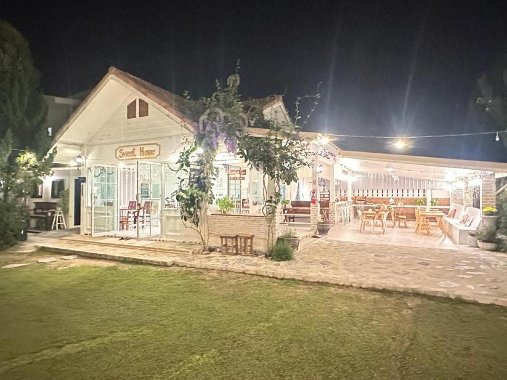 Charisma Resort Suan Phueng Luaran gambar